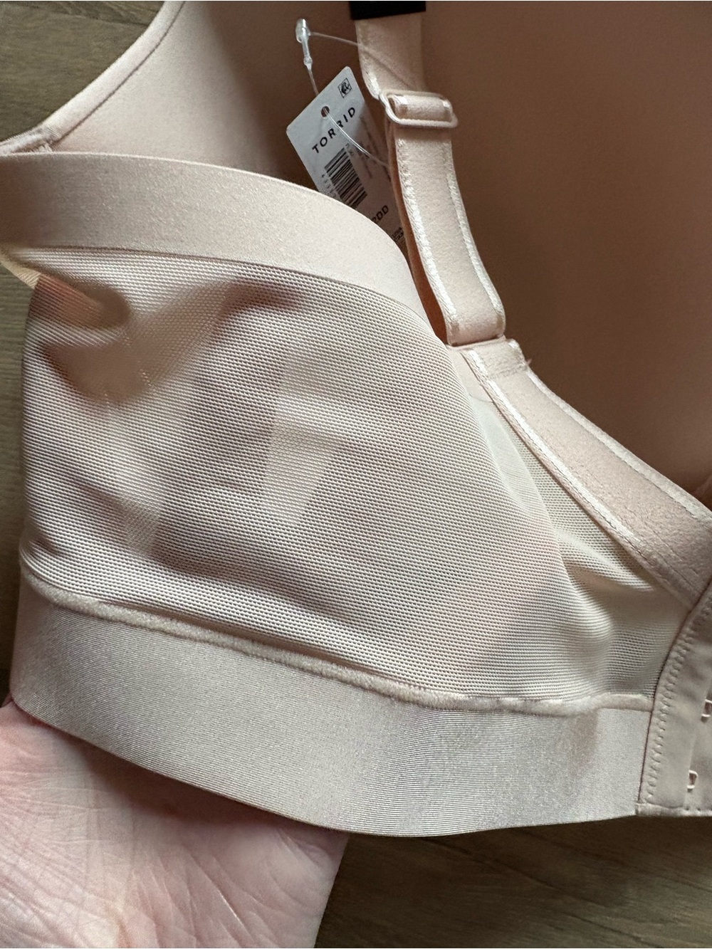 NWT Torrid T-Shirt Bra with Light Padding - Picture 3 of 7